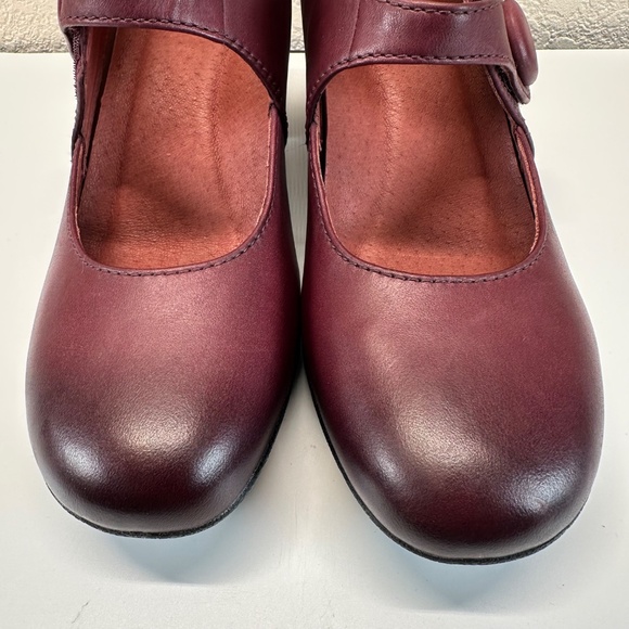 Dansko Shoes Womens Size 41 US 10.5-11 Mary Jane Style Page Waterproof Leather - Picture 4 of 16